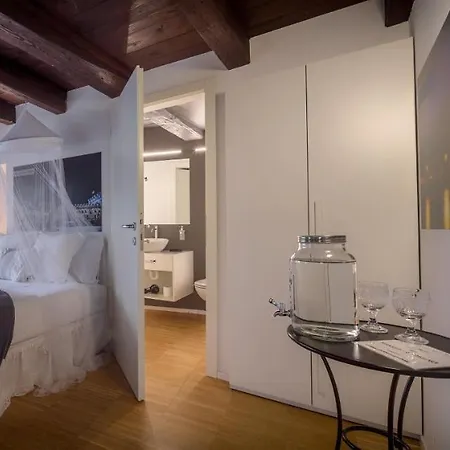 Gli Scorci Di Bed & Breakfast 4*