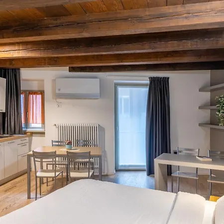 Gli Scorci Di Bed & Breakfast Trente