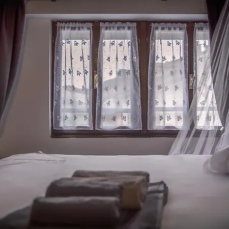 Bed and breakfast Gli Scorci Di 4*