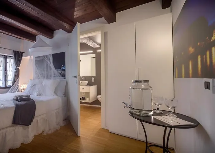 Gli Scorci Di Couette-café 4*