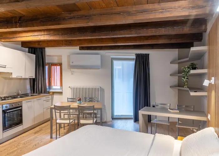 Gli Scorci Di Nocleg ze śniadaniem Trydent